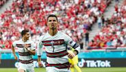 1.º Cristiano Ronaldo - 300 milhões