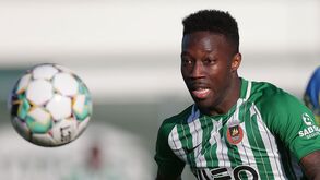 Descida impulsiona contratação de Carlos Mané