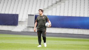 Bilhete para a final do Europeu no comboio da elite