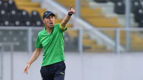 Pako Ayestarán deixa comando do Tondela