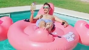 Joaquín desfruta da piscina e 'agradece' a Luis Enrique por não o ter chamado à seleção