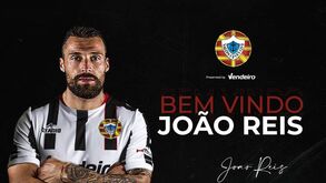João Reis é reforço para o lado esquerdo da defesa do Varzim