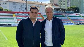 Jorge Jesus visitou a Reboleira para felicitar o Estrela da Amadora