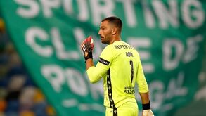 Adán foi eleito o melhor guarda-redes da época na Liga NOS