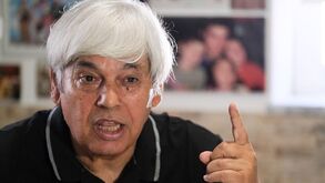 Manuel Fernandes: 7 toques aos 70