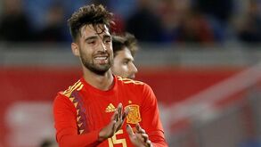 Luis Enrique chama Brais Méndez para os treinos da seleção espanhola