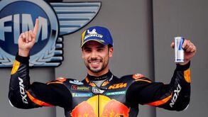 Jorge Lorenzo rendido a Miguel Oliveira: «Só vejo quatro pilotos com essa virtude...»