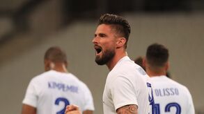 Giroud ataca egoísmo de Mbappé: «Faço a corrida e a bola não chega»