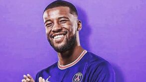 Wijnaldum explica por que assinou pelo PSG: «Foi o mais rápido»