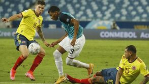 Gonzalo Plata sai lesionado e o selecionador explica: «Atingiram-no duas vezes»