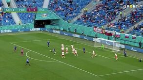 O golo da vitória da Eslováquia sobre a Polónia de Paulo Sousa