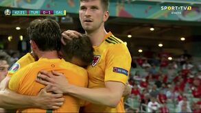 Passe magistral de Bale, Ramsey 'mata' no peito e coloca o País de Gales a vencer a Turquia
