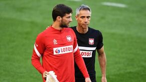 Plantel de Paulo Sousa confiante para o duelo com a Espanha