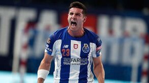 Diogo Branquinho 'assina' pela família PodCast Record