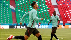 Mais uma marca histórica à vista: Cristiano Ronaldo persegue Klose em palco feliz