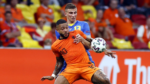 De Boer: «Depay pode dar muito mais»