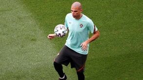 Bölöni e o teste de Pepe no Sporting: «Implorou-me para ficar»