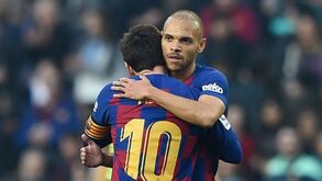 Cadeira de rodas, susto com Eriksen e pesadelo no Barça: A (triste) história de Braithwaite
