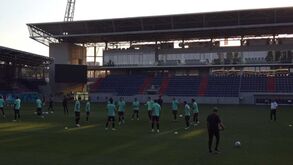 Cristiano Ronaldo não facilita no treino e puxa por Renato Sanches: «Tenta, pelo menos»