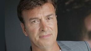 Tony Carreira sofre enfarte do miocárdio e é internado no Hospital de Faro