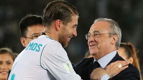 «É como um filho»: Florentino Pérez fala do futuro de Sergio Ramos e dá exemplo de Ronaldo