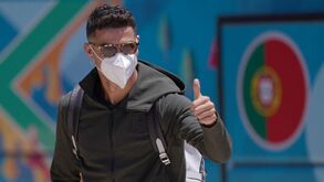 As imagens da chegada da Seleção Nacional a Sevilha