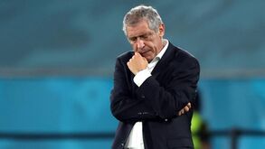 Fernando Santos: «Jogadores deram tudo e tenho alguns a chorar na cabine»