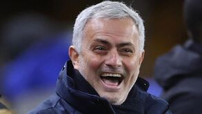 E vão 10: a lista de treinadores que já 'agitou' o Tottenham após a saída de Mourinho