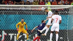 Benfiquista Seferovic marcou golo 800 da história dos Europeus
