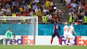 Mais um golo para a galeria dos melhores do Euro'2020: Pogba teve espaço... e fez isto