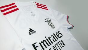 Aí estão as novas camisolas do Benfica para 2021/22