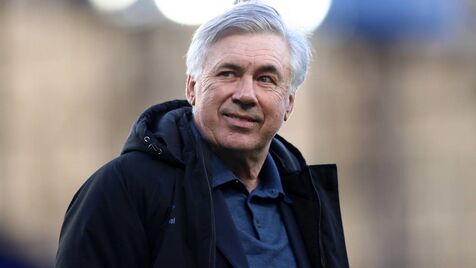 Carlo Ancelotti pode recolocar o Real Madrid no topo da Europa com este onze