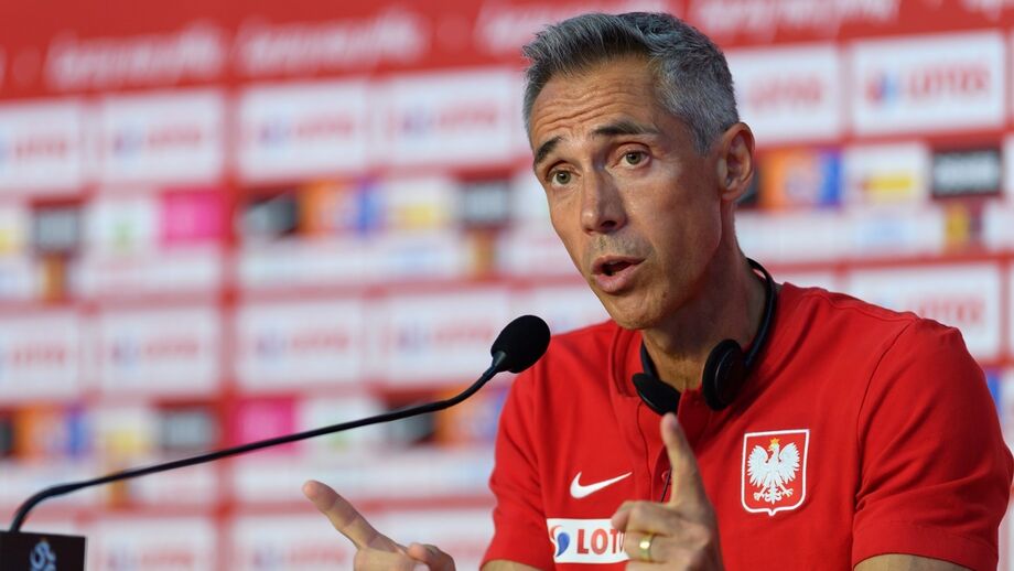 Paulo Sousa apresenta melhor equipa frente à Islândia