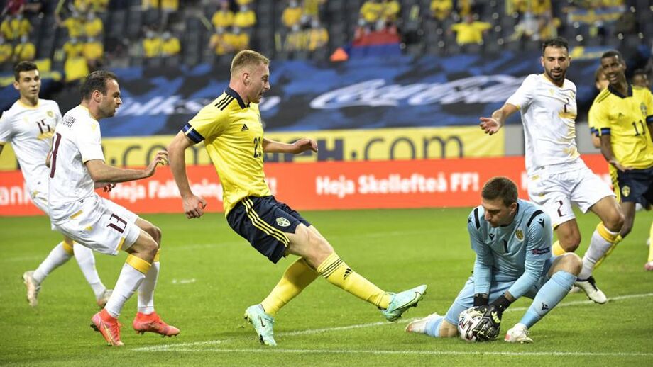 Kulusevski está infetado com covid-19