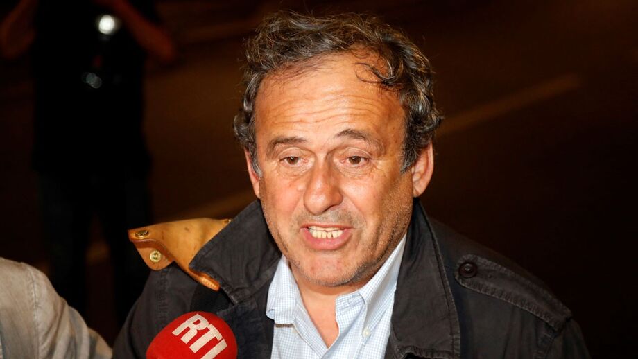 Platini defende a Superliga Europeia e ataca Ceferin: «Este conflito faz-me rir»