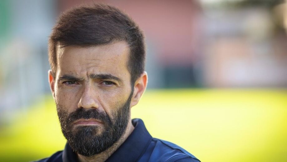 João Pedro Coelho cobiçado e com futuro em aberto