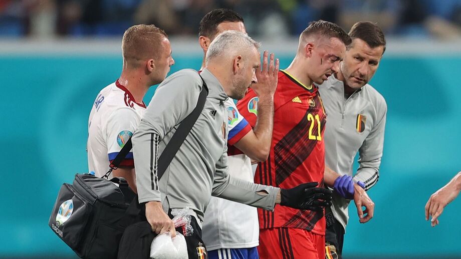 Roberto Martinez confirma: Castagne vai falhar o resto do Euro'2020 por lesão