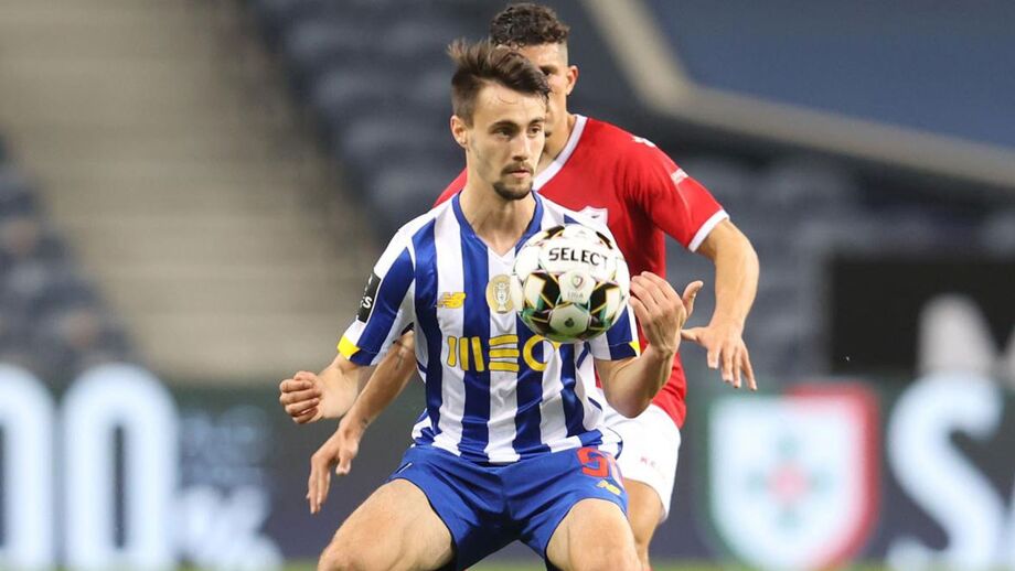 Adeptos do FC Porto dão início ao...