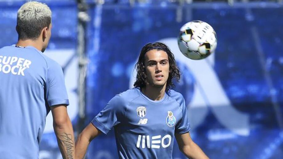Tomás Esteves pronto a ir à luta no plantel do FC Porto