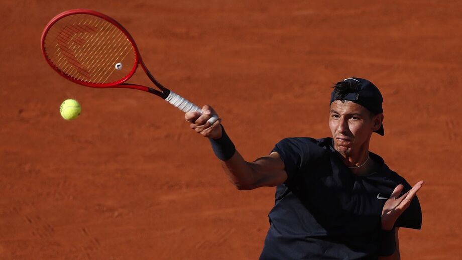 Alexei Popyrin-Daniel Evans: estreiam-se frente a frente no ATP de Londres
