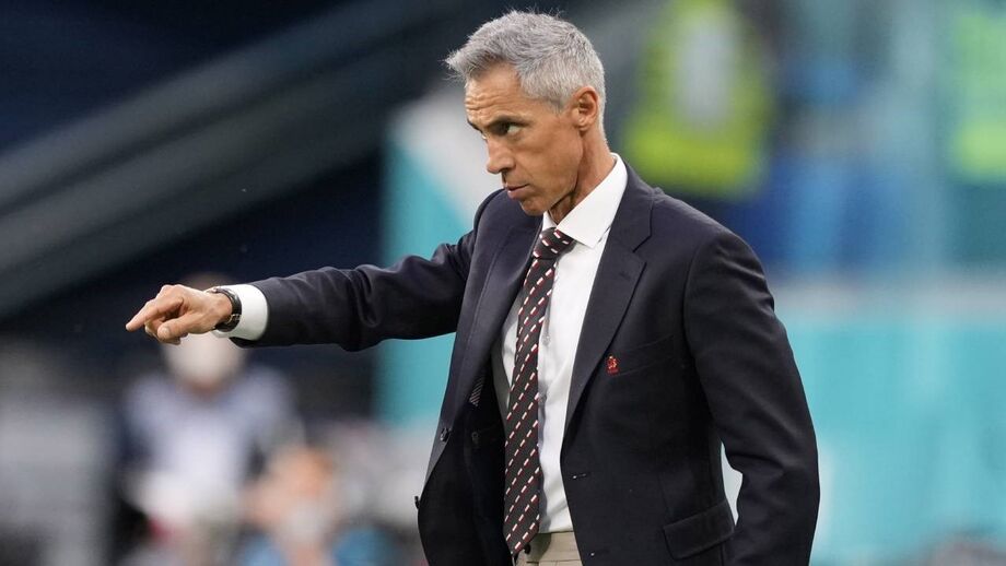 Jornal polaco deixa duras críticas a Paulo Sousa: «Um completo fracasso»