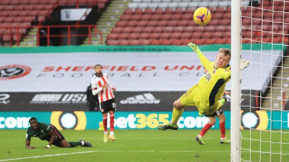 Guarda-redes Aaron Ramsdale chamado à seleção de Inglaterra