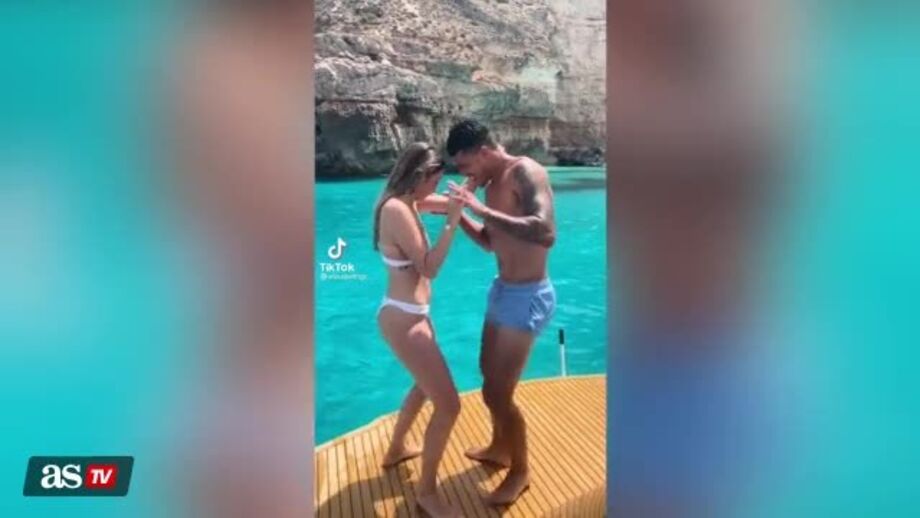 A dança de Porro com a namorada que 'incendeia' as redes sociais