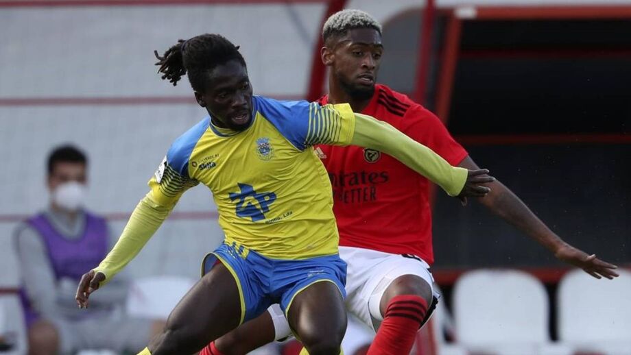 Lawrence Ofori volta para ficar