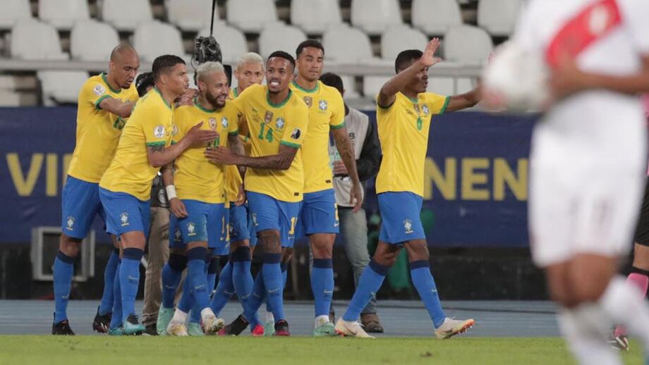 Brasil bate Peru e segue rumo aos quartos de final