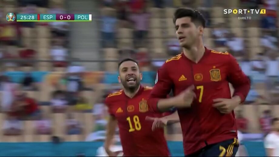 Morata respondeu aos críticos e colocou a Espanha a vencer frente à Polónia