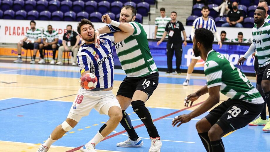 FC Porto certo na Champions e Sporting aguarda