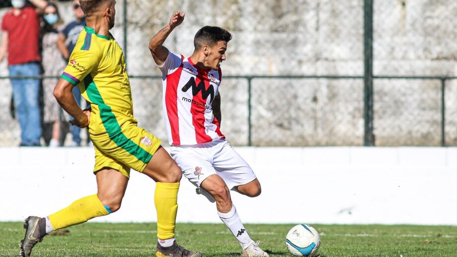 Jota Garcês é o terceiro reforço dos insulares para 2021/22