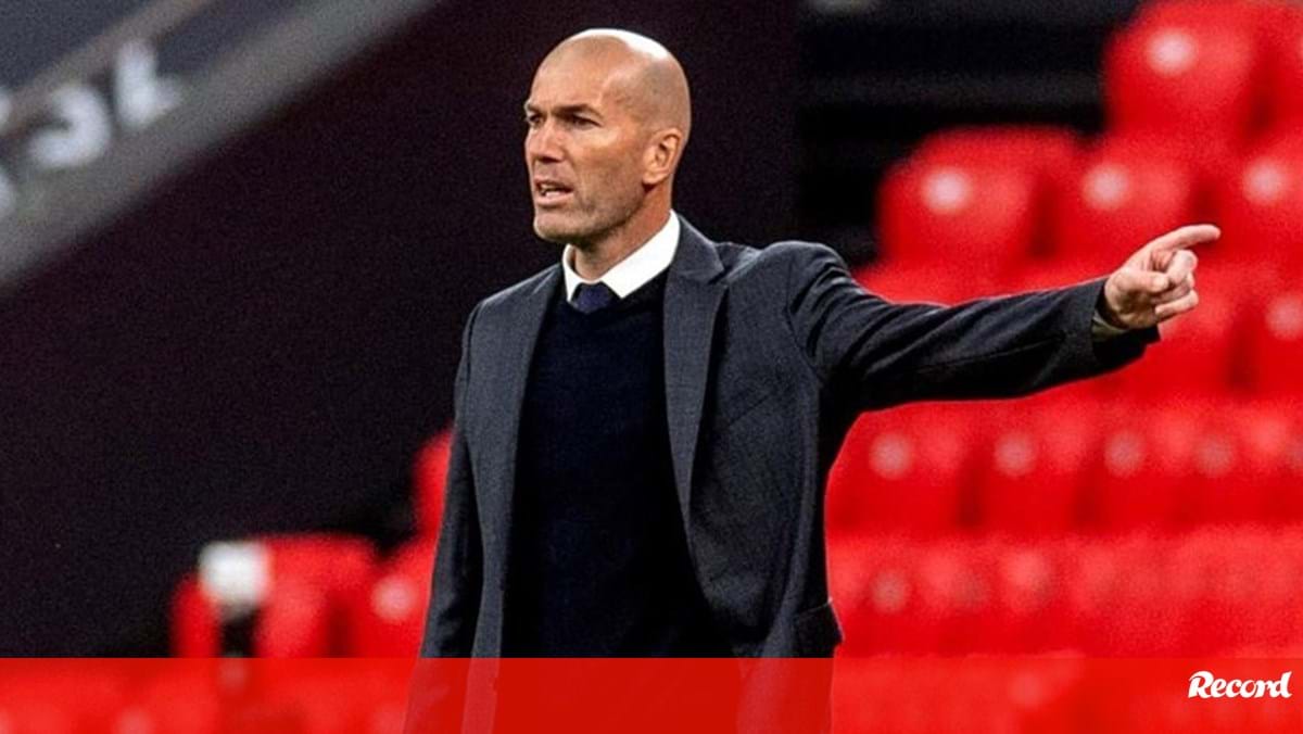 Zidane rejette les offres du club et attend l’équipe de France – France