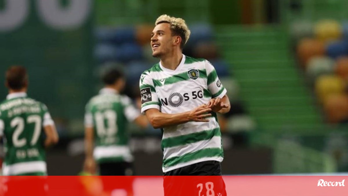 Adeptos do Sporting suspiram: Guitta marca golaço de calcanhar no campeonato  russo - Vídeos - Jornal Record